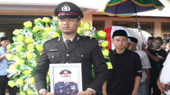 Kapolda Melayat ke Rumah Duka Almarhum Kombes Pol (Purn) Junaidi
