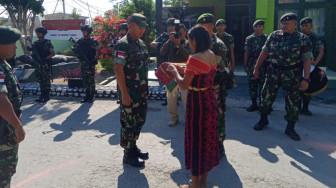Pangkoops Satgas Pamtas RI-RDTL Kunjungi Mako Satgas Pamtas Yonif Raider 142/KJ