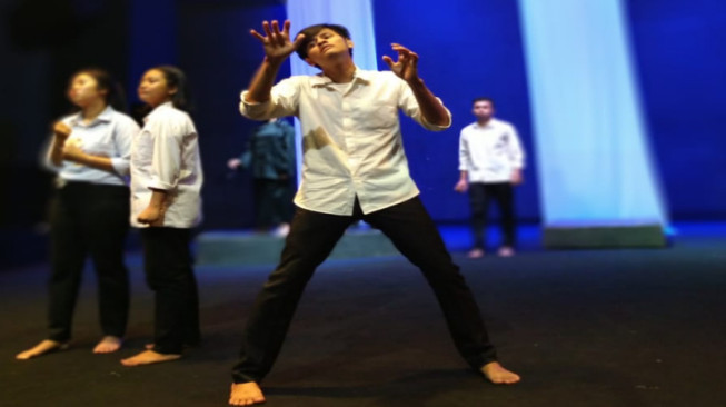 Akhir Pekan ini 'Tak (Tik) Senja Menjemput' Dipergelarkan Teater Tonggak