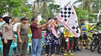 Gowes Tapa Melenggang Diikuti Ratusan Peserta