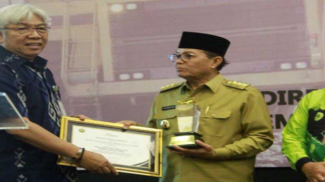 Fachrori Umar Raih Penghargaan Subroto 2019 dari Kementerian ESDM