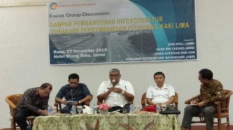 LMK Gelar FGD Dampak Pembangunan Infrastruktur terhadap Pedagang Kaki Lima