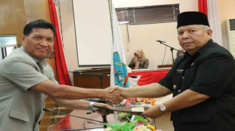 Safrial Sampaikan Nota Pengantar Pertanggungjawaban APBD 2018