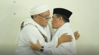 Hadir di Tungkal, Al Haris Dielu-elukan Jemaah Haul Syekh Abdul Qodir Jailani