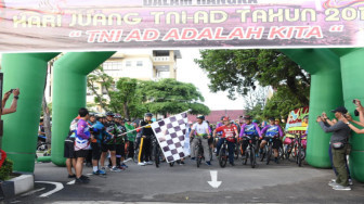 TNI - POLRI Gowes Bersama Rakyat Sambut Hari Juang TNI AD di Jambi