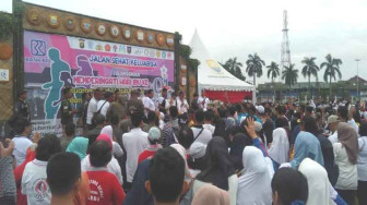 Kapolda dan Isteri Ikut Jalan Sehat Keluarga