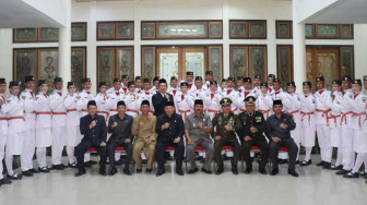 Bupati Safrial Kukuhkan 35 Anggota Paskibraka