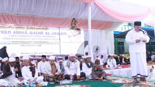 Bupati Tanjab Barat Hadiri Haul Syech Abdul Qodir Al Jailani