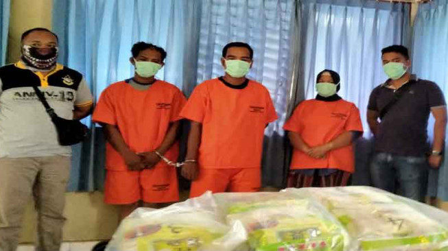 Bawa 5 Kg Sabu, Suami Isteri Diringkus