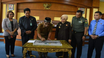 Sekda Batanghari Resmikan Kantor JPN