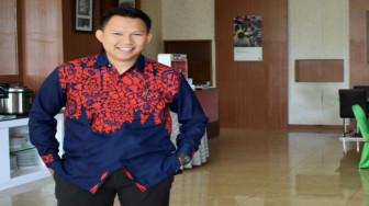Cari Wakil yang Satu Chemistry