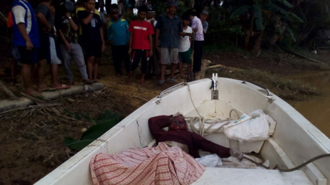 Warga Desa Aro Temukan Mayat Mengapung di Sungai