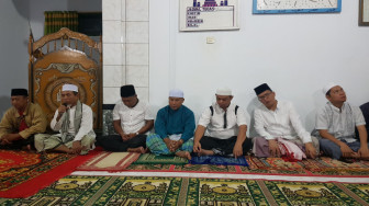 Wabup Merangin Subuh Berjamaah di Masjid Al Iklas