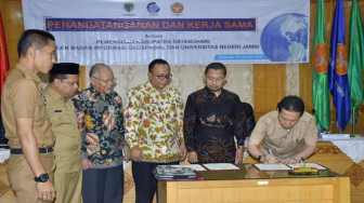 Bupati Syahirsah Teken MoU Dengan BIG Unja