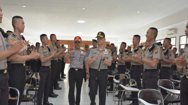 Kunjungi SPN Jambi, Kapolda Titip Pesan untuk Siswa Diktuk Bintara Polri 2019-2020
