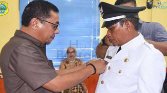 Sekda Tanjabtim Lantik Gustiar sebagai Kades Sungai Beras
