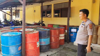 Minyak Oplosan Tangkapan Polres Merangin Dipasok dari Sumatra Selatan