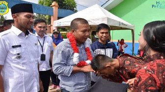 Romi Hadiri Milad dan Expo SMAN 3 Tanjabtim