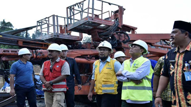 Fachrori Tinjau Pembangunan PLTA Batang Merangin Kerinci