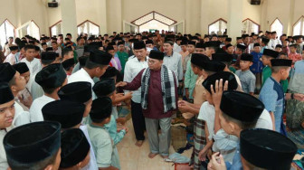 Fachrori Ajak Para Santri Ponpes Al-Hidayah Belajar Lebih Giat