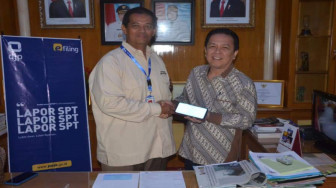 Bupati Batanghari Terima Penghargaan dari Direktorat Jenderal Pajak 