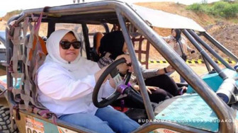 Masnah Buka Adventure Offroad Suzuki Jip Indonesia