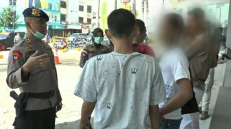 Nongkrong di Mal, Polisi Bubarkan Kerumunan Pelajar