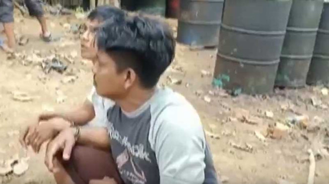 Polres Sarolangun Tangkap Pelaku Penyulingan Minyak