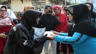 Rahima Buka Bazar Murah Dharma Wanita