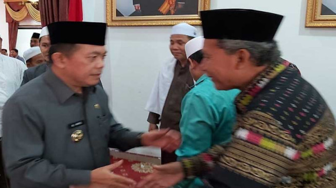 Ketua Forum Ponpes Sarolangun Doakan Wo Haris Jadi Gubernur