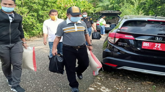 Al Haris Urus Sendiri Bantuan untuk Warga Terdampak Corona
