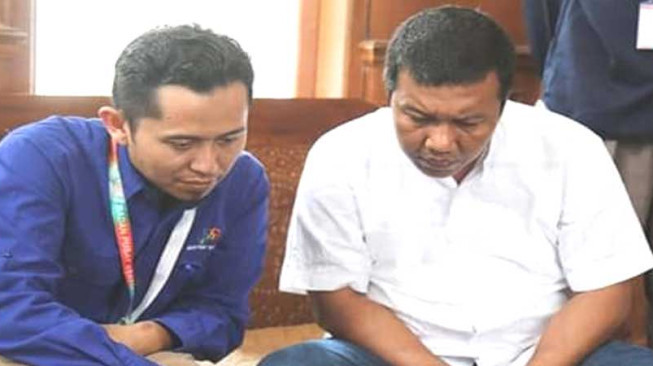 Bupati Romi Isi Sensus Penduduk Online 2020