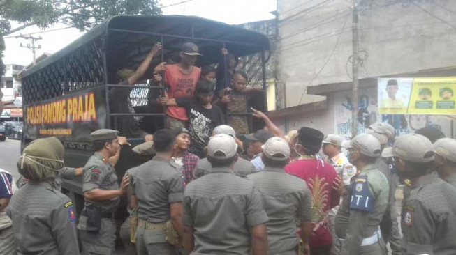 Satpol PP Sarolangun Razia Anak Punk, Sempat Terjadi Adu Jotos