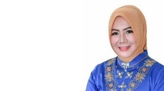 Yuninnta Asmara Rancang Masker Kain untuk Masyarakat