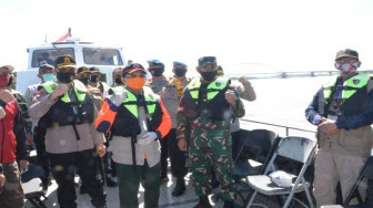 Gubernur Jambi Serahkan Bantuan kepada Korban Banjir