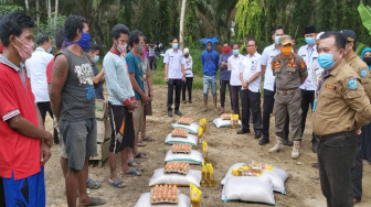 Sebanyak 338 KK SAD Terima Bantuan Dampak Covid-19