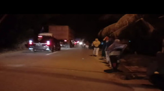 Sarolangun Rusuh... Warga Tewas Tertembak, Jalan Diblokir