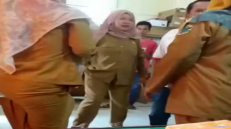 Pasutri Serang Istri Asisten I di Ruangan Kantor Dinas Perkim