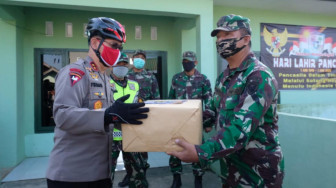 Kapolda Jambi dan PJU Gelar Patroli Sepeda dan Baksos Kepada Warga