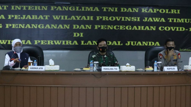 Panglima TNI dan Kapolri Pimpin Rapat Terkait Penanganan Covid-19 di Jawa Timur