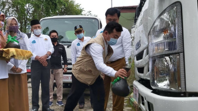 Al Haris Operasionalkan Lima Mobil Sampah Baru Bantuan Pemerintah Pusat