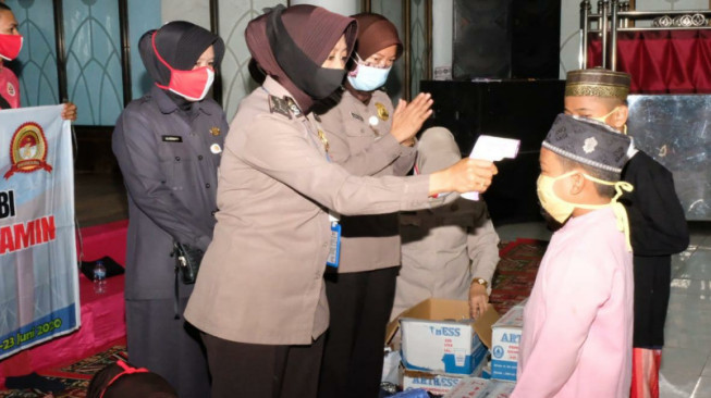 Rumah Sakit Bhayangkara Mayang Mangurai Jambi, Gelar Aksi Simpatik