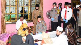 Kapolda Jambi Takziah ke Rumah Almarhum Bripka Winter Tambunan