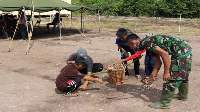TMMD Hadirkan Kembali Budaya Gotong Royong di Desa Labuhan Pering