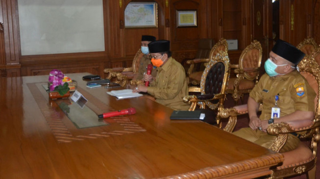 Gubernur Jambi : Pesantren Kilat Virtual Upaya Pendidikan Agama Saat Hadapi Covid-19