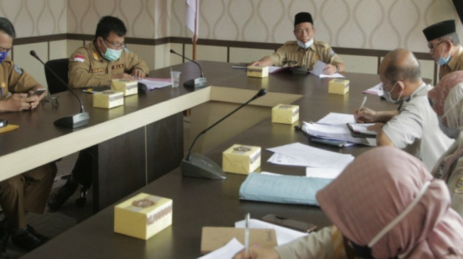 Wabup Pimpin Rapat Percepatan Pembangunan KRM