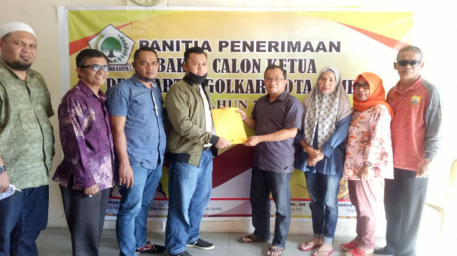 Serius Ingin Besarkan Golkar Kota Jambi, Budi Setiawan Pertama Daftar