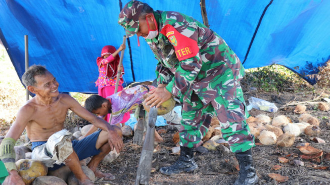 Wujudkan Kemanunggalan TNI dan Rakyat melalui Komsos
