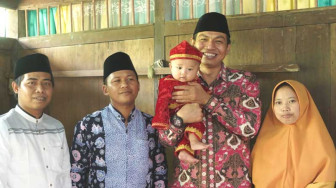 Saking Ngefans, Warga Pulauraman Namai Anaknya Muhammad Fadhil Arief