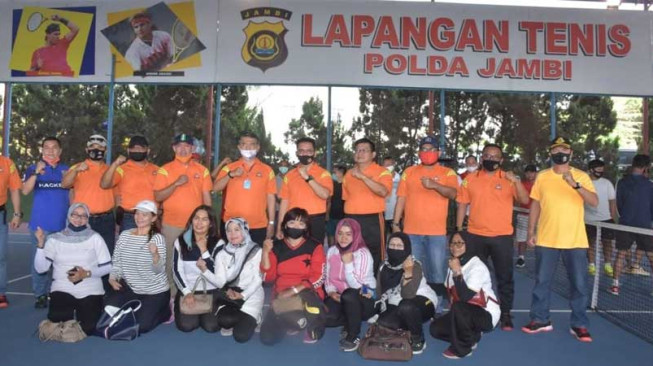 Polda Jambi Gelar Kejuaraan Tenis Indoor